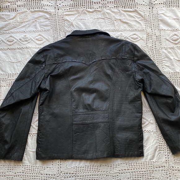 Light vintage leather jacket - Picture 4 of 6